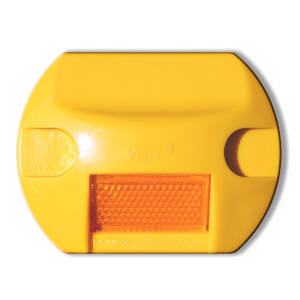 Yellow one way pavement marker