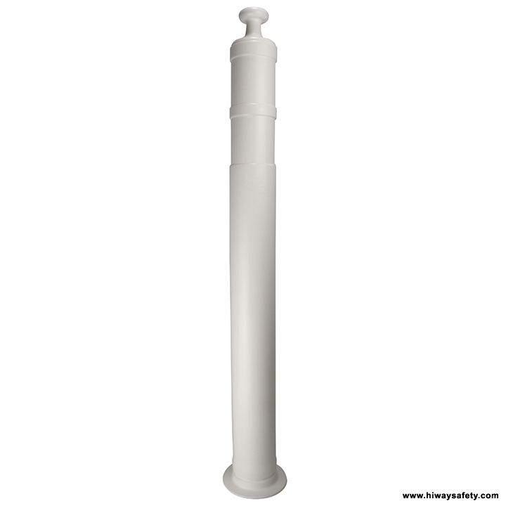 White knob top delineator