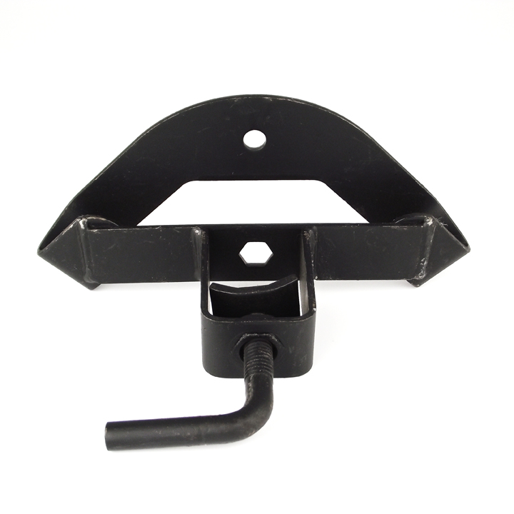 Rigid flag tree bracket